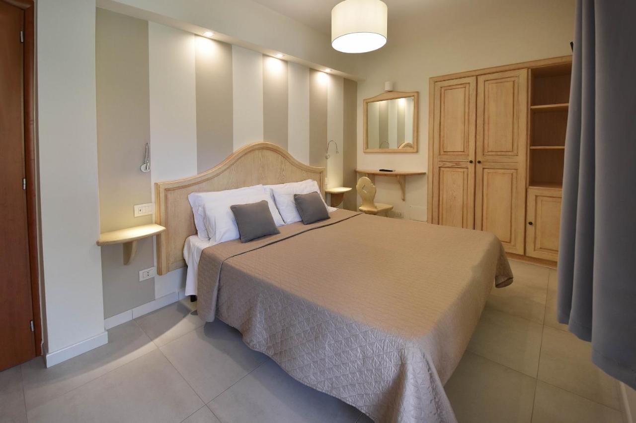B&B I Graniti Sardi Villasimius Luaran gambar