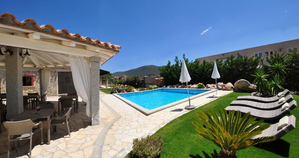 B&B I Graniti Sardi Villasimius Luaran gambar