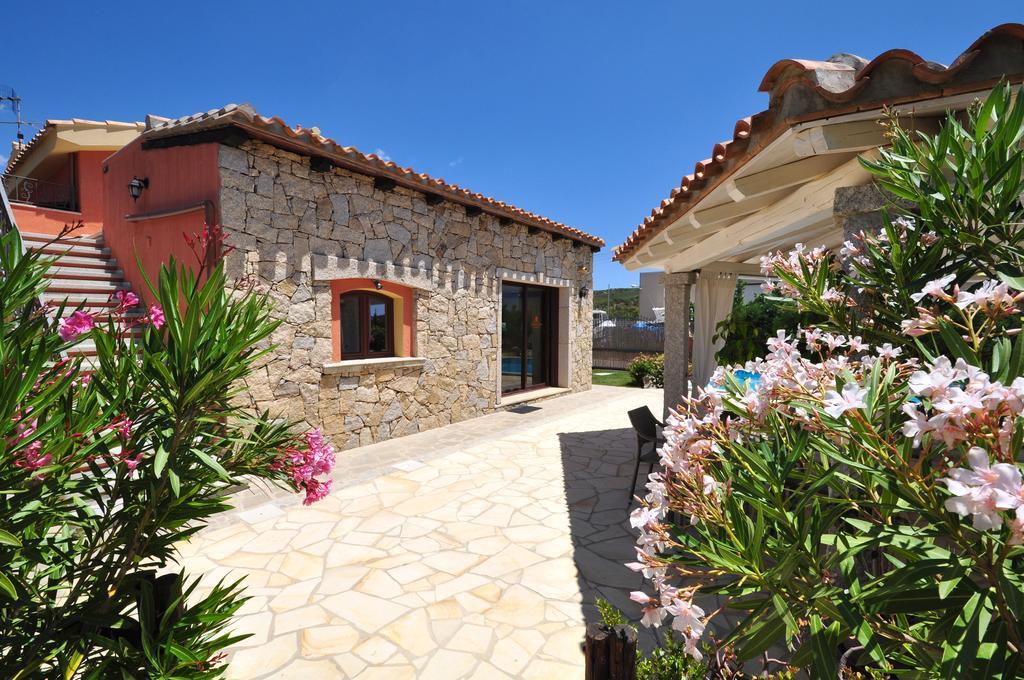 B&B I Graniti Sardi Villasimius Luaran gambar