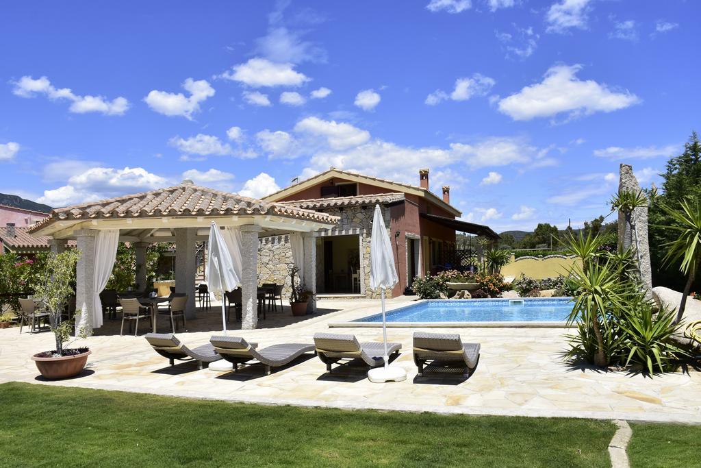 B&B I Graniti Sardi Villasimius Luaran gambar