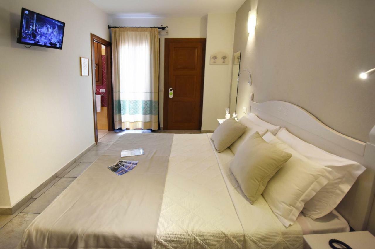 B&B I Graniti Sardi Villasimius Luaran gambar